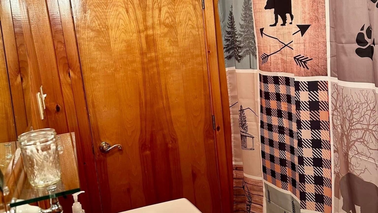 Photo of Bathroom in Errol