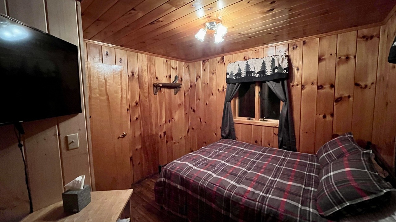 Photo of Bedroom in Errol