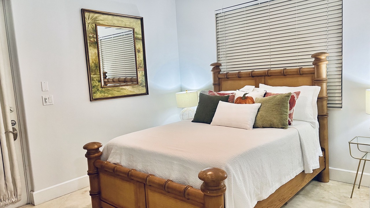 Photo of Bedroom in Rock Harbor