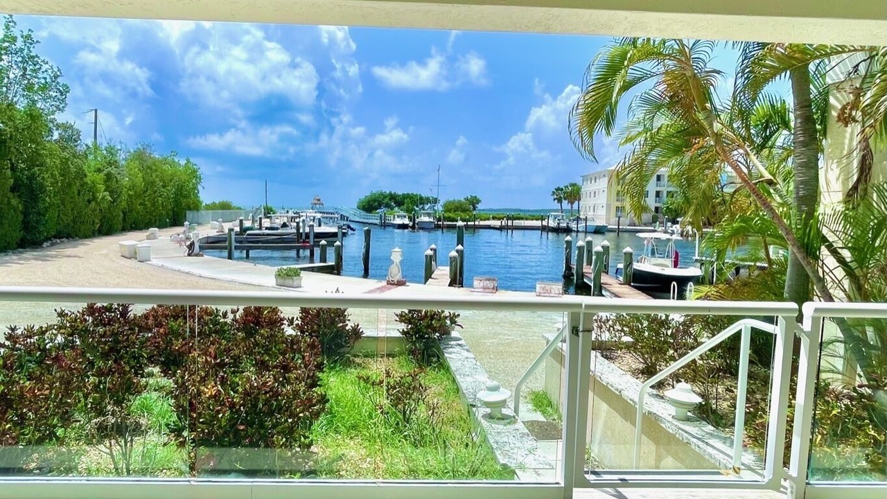 Photo of Others in Rock Harbor