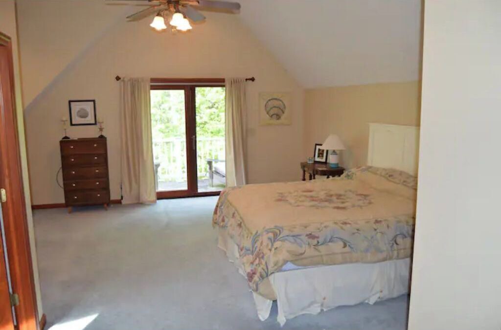 Photo of Bedroom in Columbia Falls