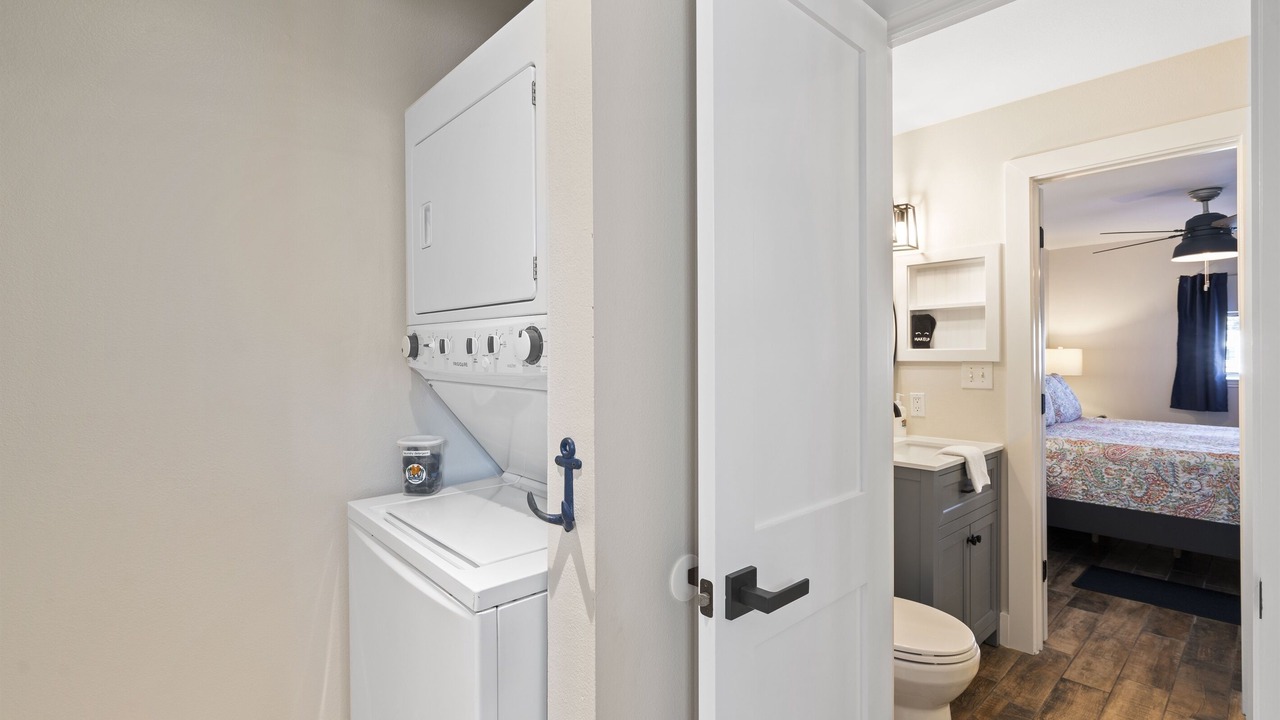 Photo of Bedroom in Crystal Beach