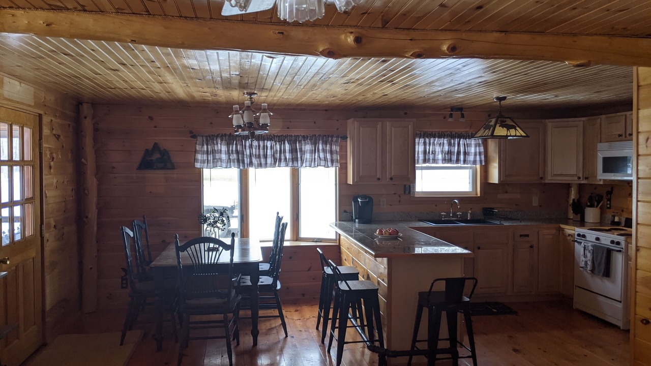 Photo of Kitchen in Oquossoc