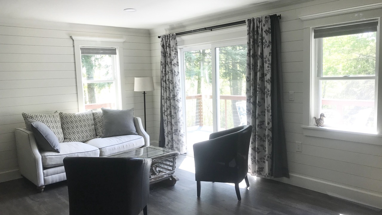 Photo of Livingroom in Nobleboro