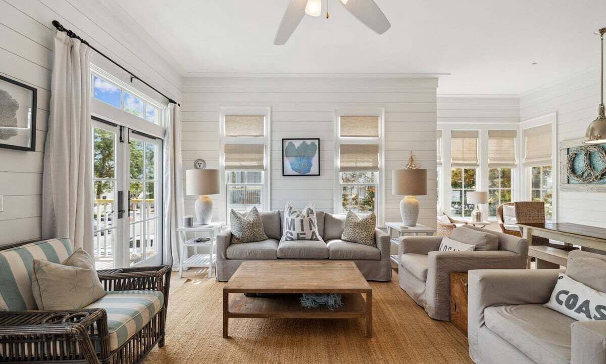 Photo of Livingroom in Beach District