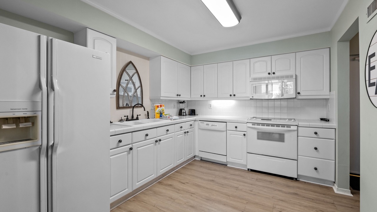 Photo of Kitchen in Scenic Gulf Drive
