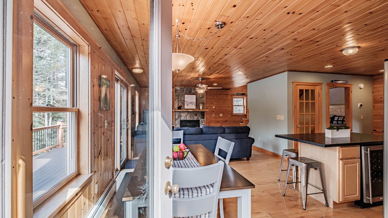 Photo of Livingroom in Rumford Center