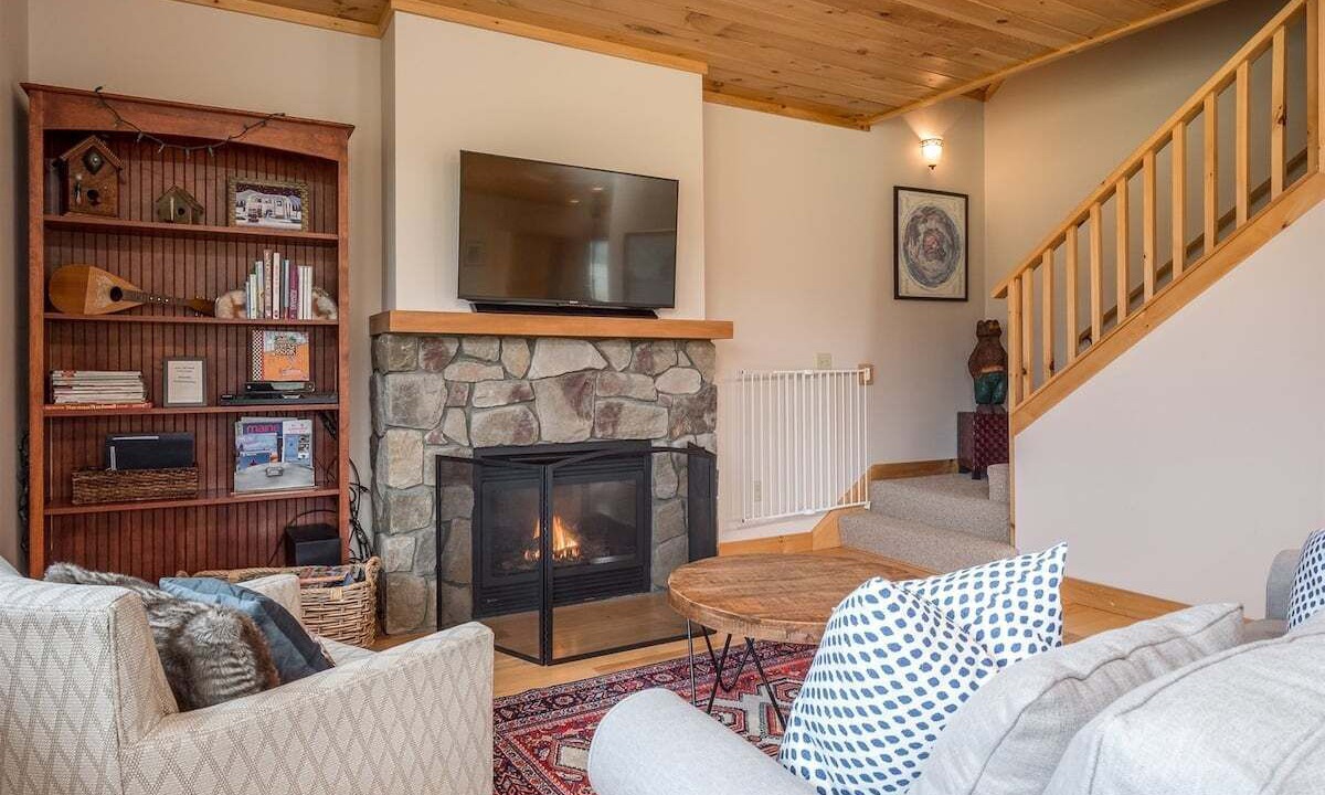 Photo of Livingroom in Bethel