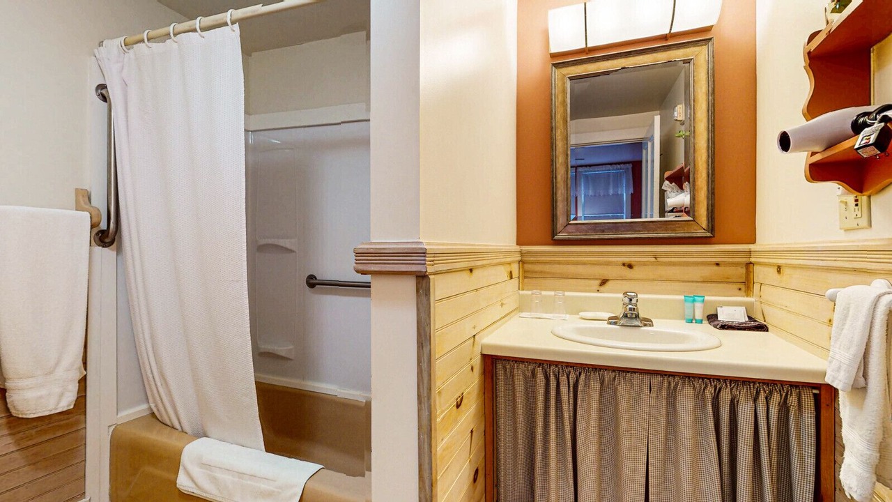 Photo of Bathroom in Stonington
