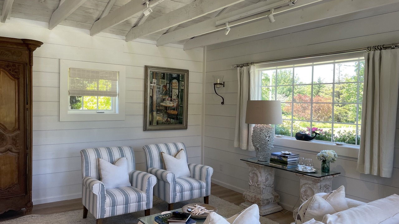Photo of Livingroom in Bayville