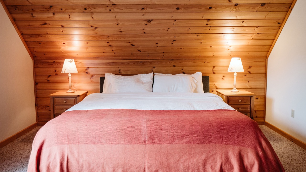 Photo of Bedroom in Rumford Center