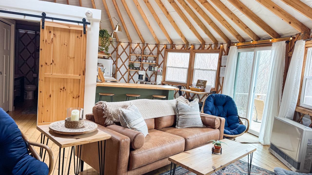 Photo of Livingroom in Bryant Pond