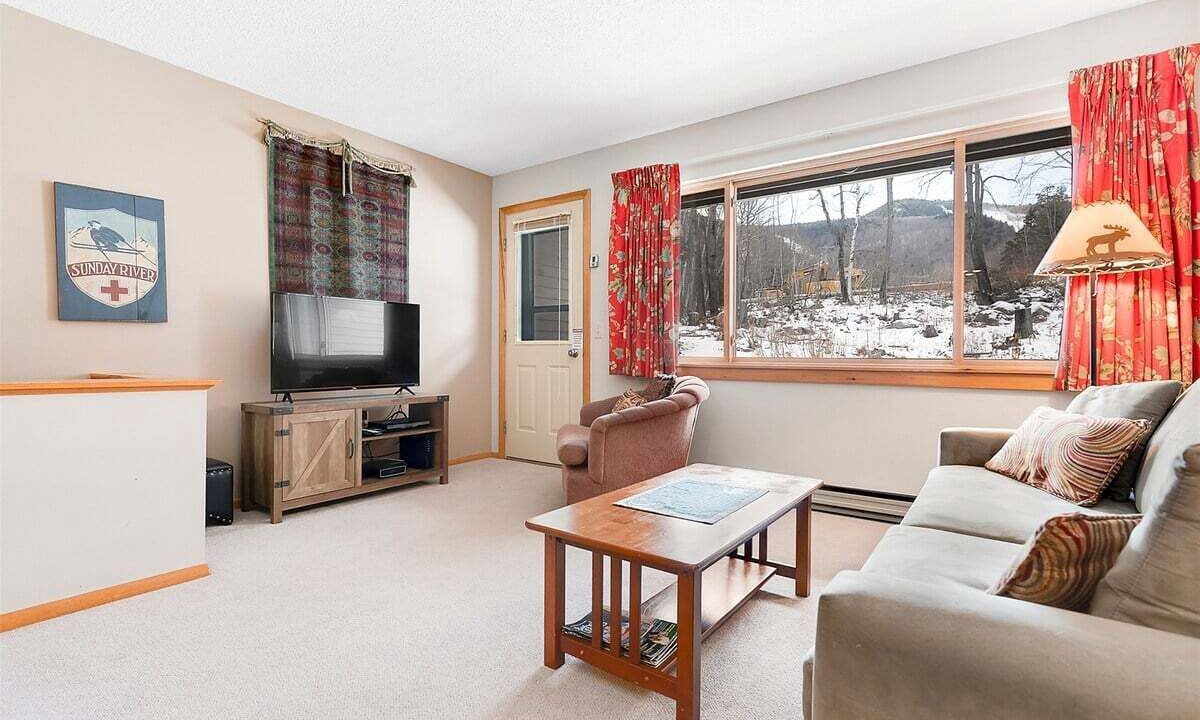 Photo of Livingroom in Sunday River Area