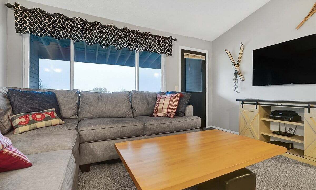 Photo of Livingroom in Sunday River Area