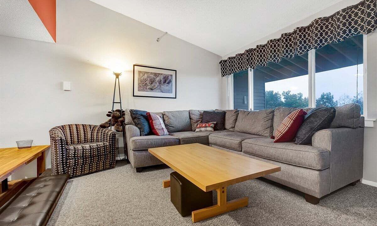 Photo of Livingroom in Sunday River Area