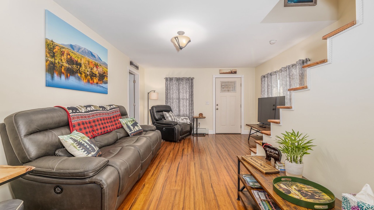 Photo of Livingroom in Millinocket