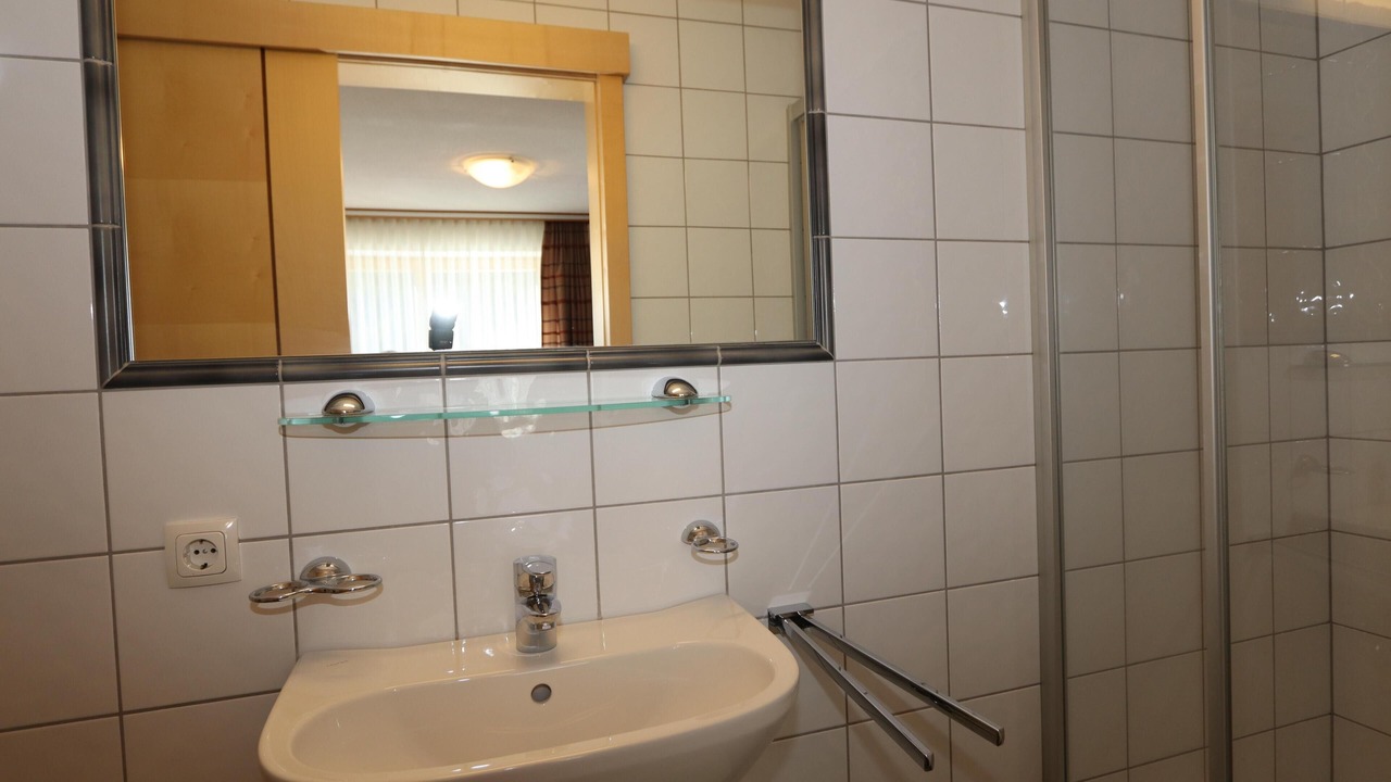Photo of Bathroom in Kappl