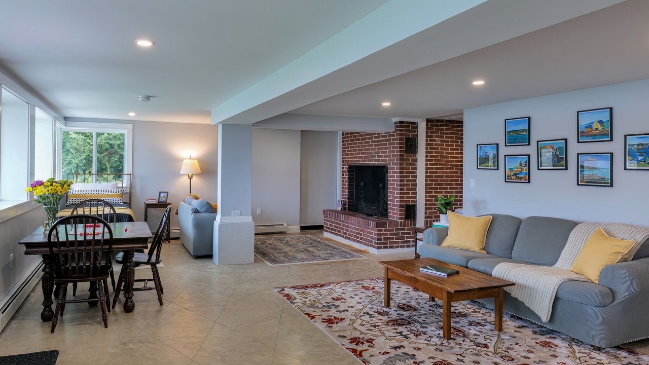 Photo of Livingroom in Dedham