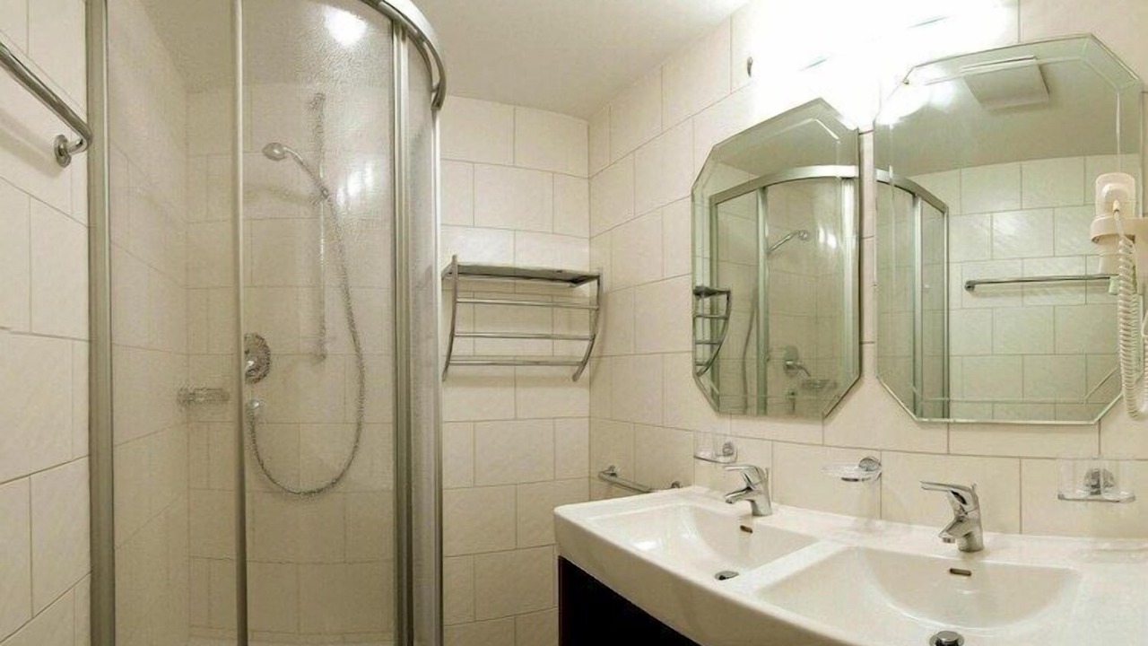 Photo of Bathroom in Mathon