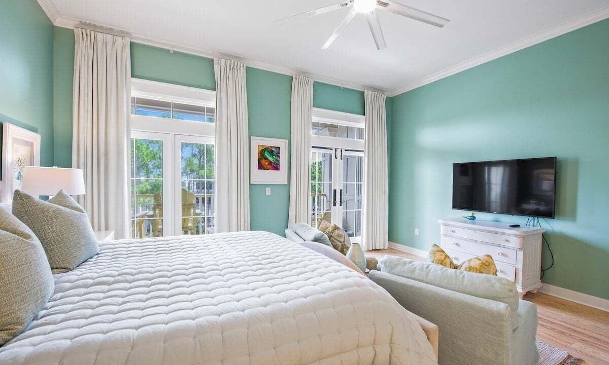Photo of Bedroom in Beach District