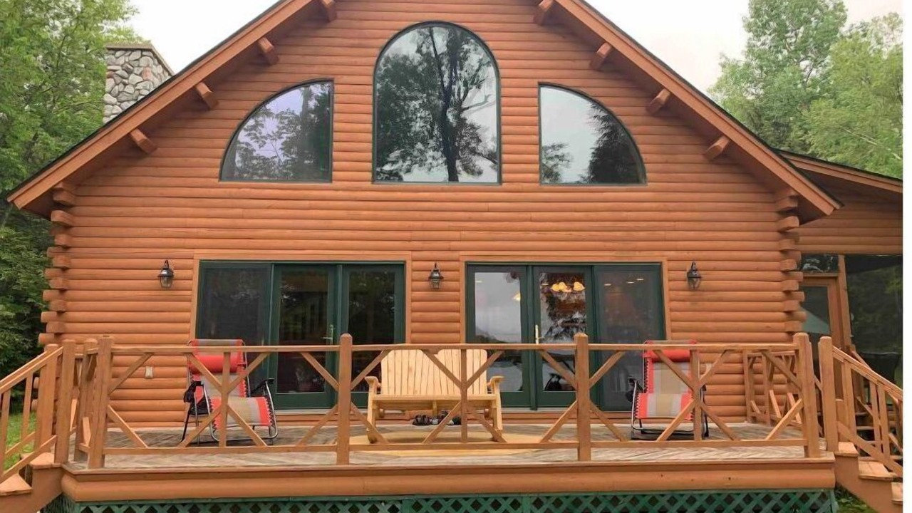 Photo of Patio Balcony in Island Falls