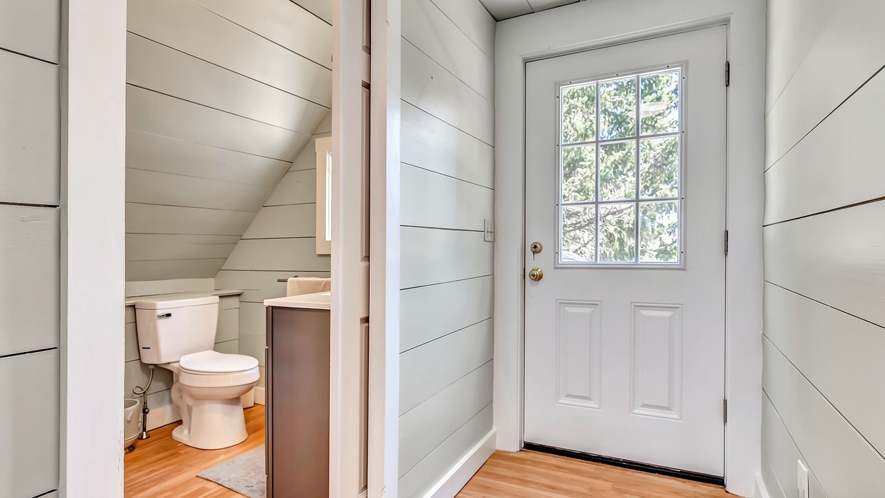 Photo of Bathroom in Mid-Coast and Islands