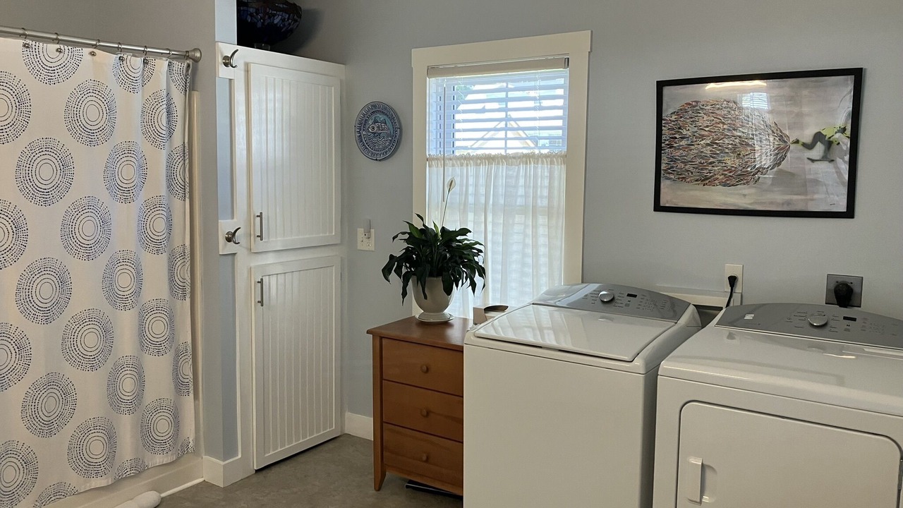 Photo of Bathroom in Ocean Park