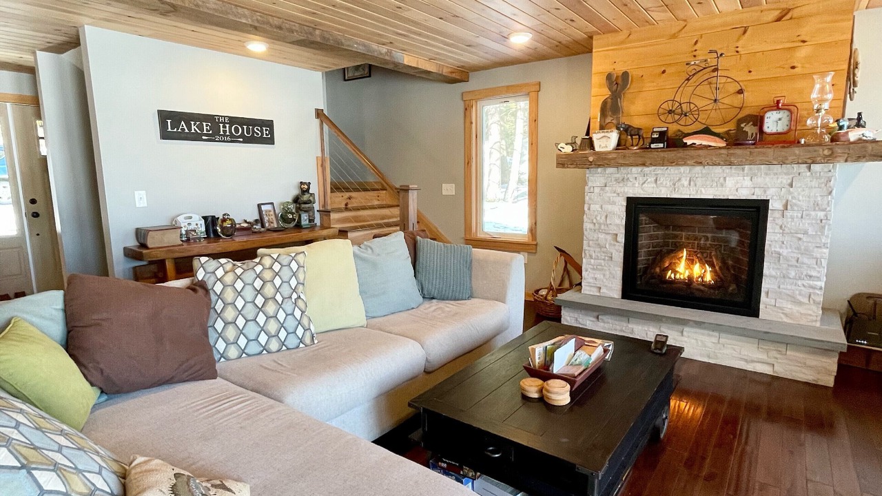 Photo of Livingroom in East Corinth