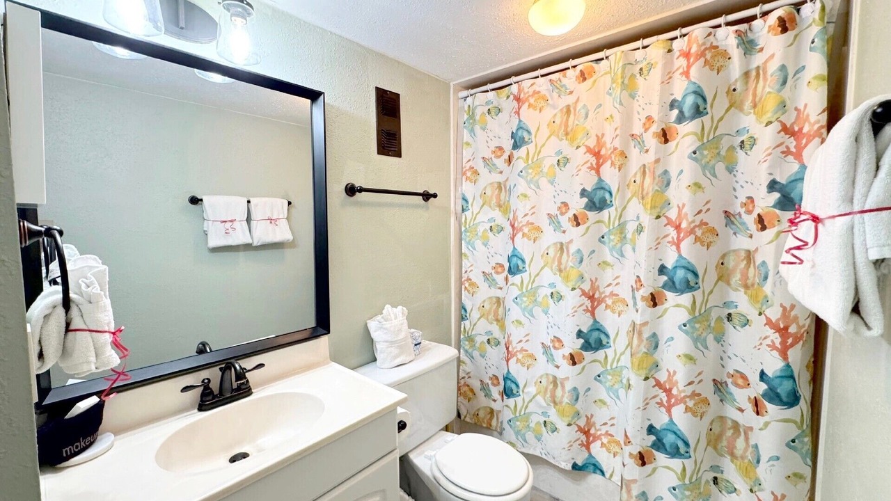 Photo of Bathroom in Holiday Isle