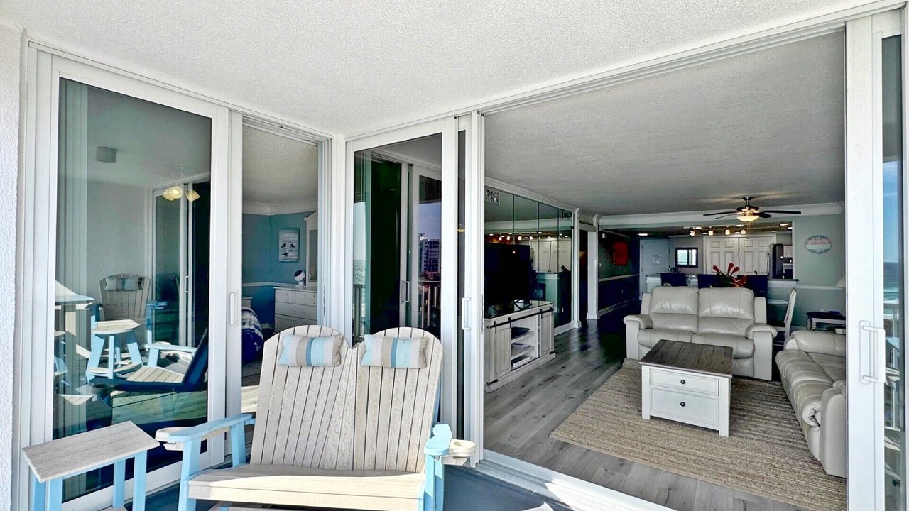Photo of Patio Balcony in Holiday Isle