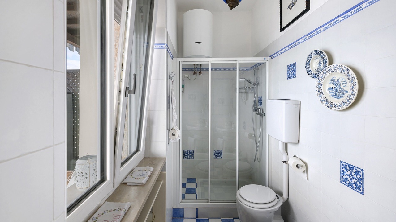 Photo of Bathroom in Frader