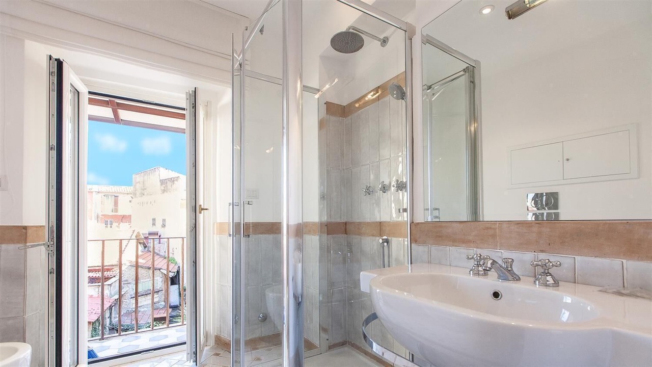 Photo of Bathroom in Trastevere