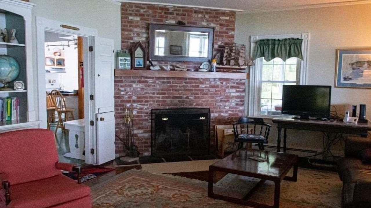Photo of Livingroom in East Boothbay