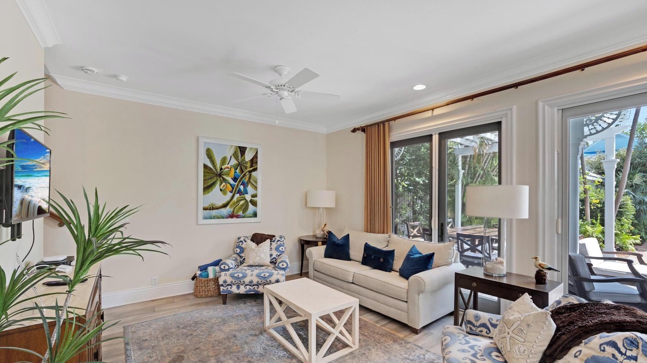 Photo of Livingroom in Bahama Village