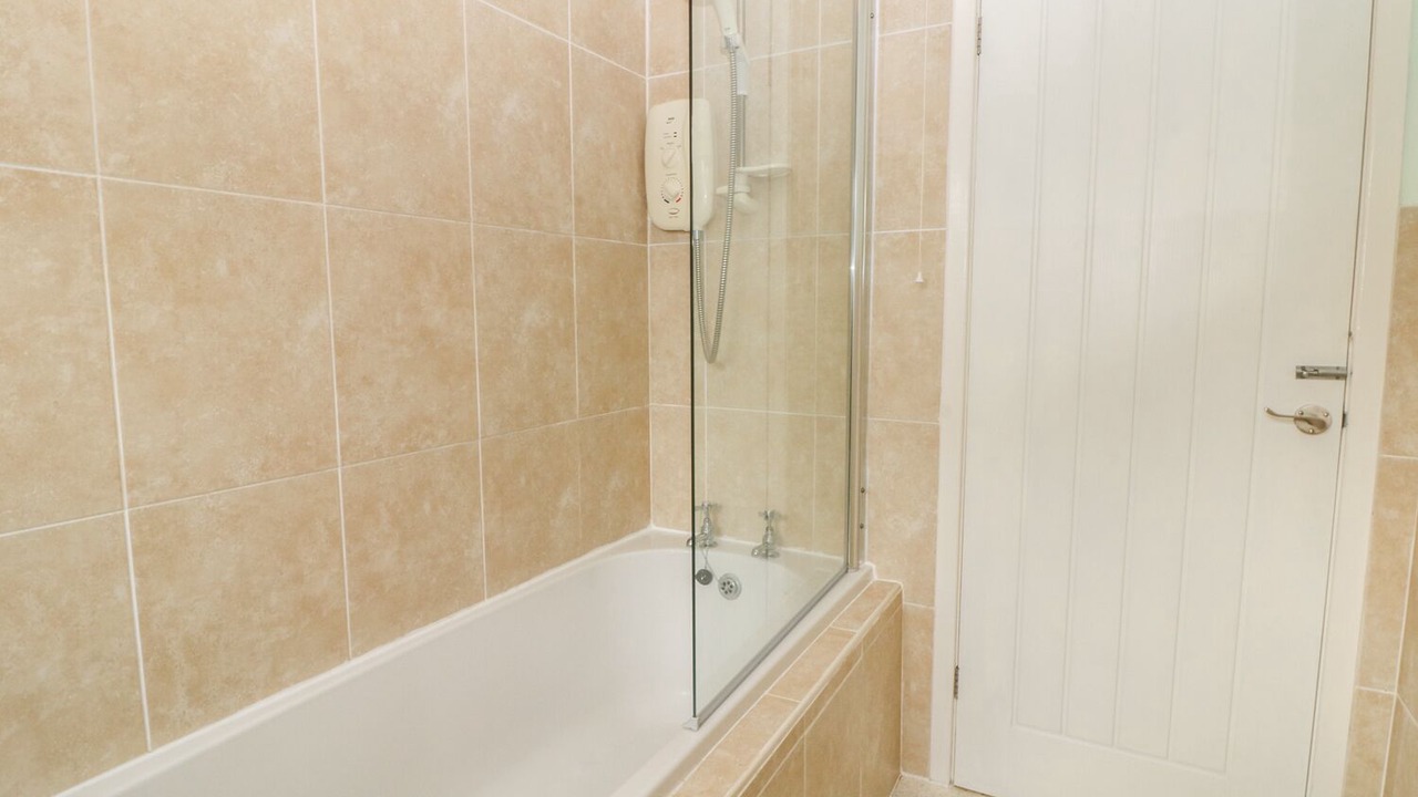 Photo of Bathroom in Edern