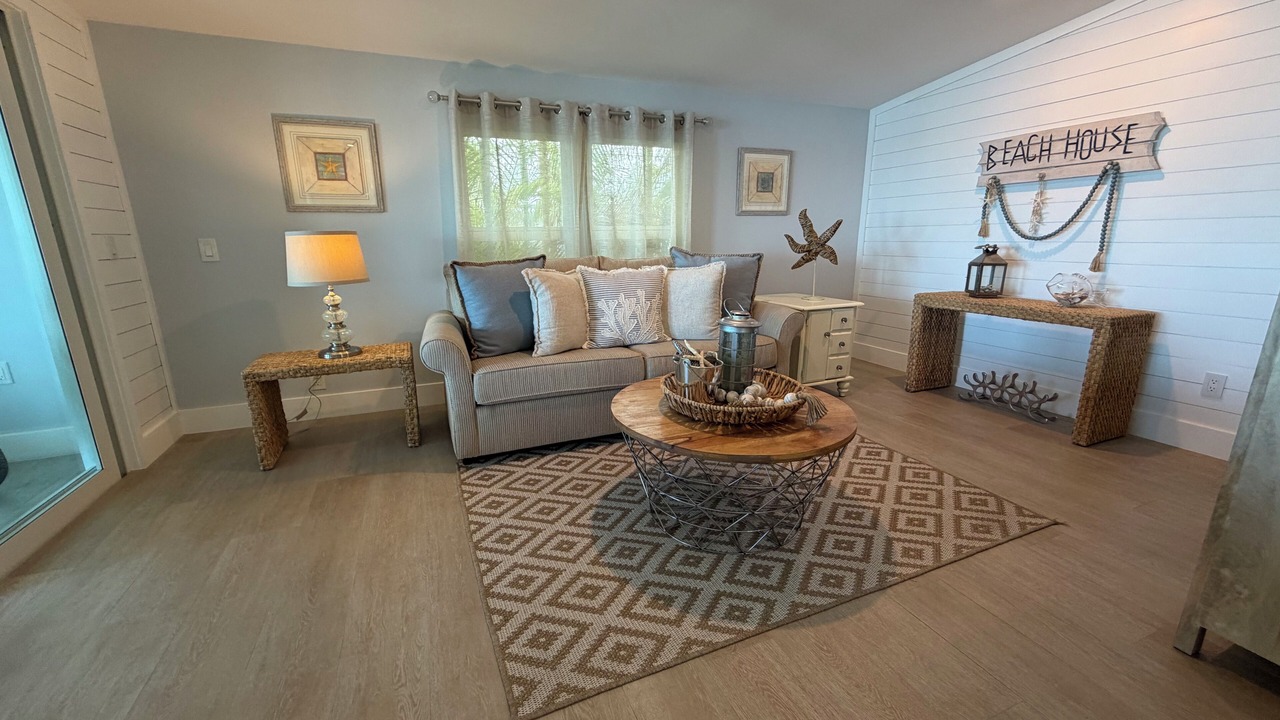 Photo of Livingroom in Cross Key Waterways