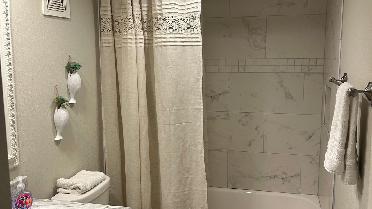 Photo of Bathroom in Holiday Isle
