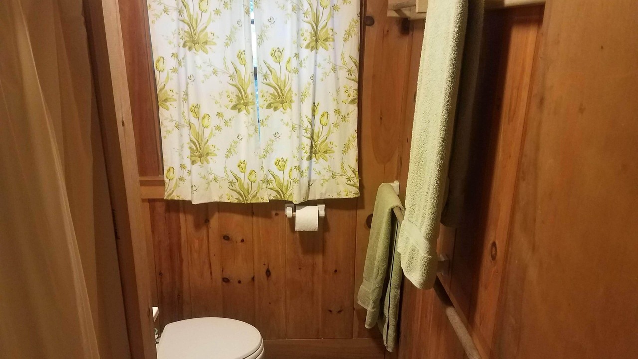 Photo of Bathroom in Ocean Park