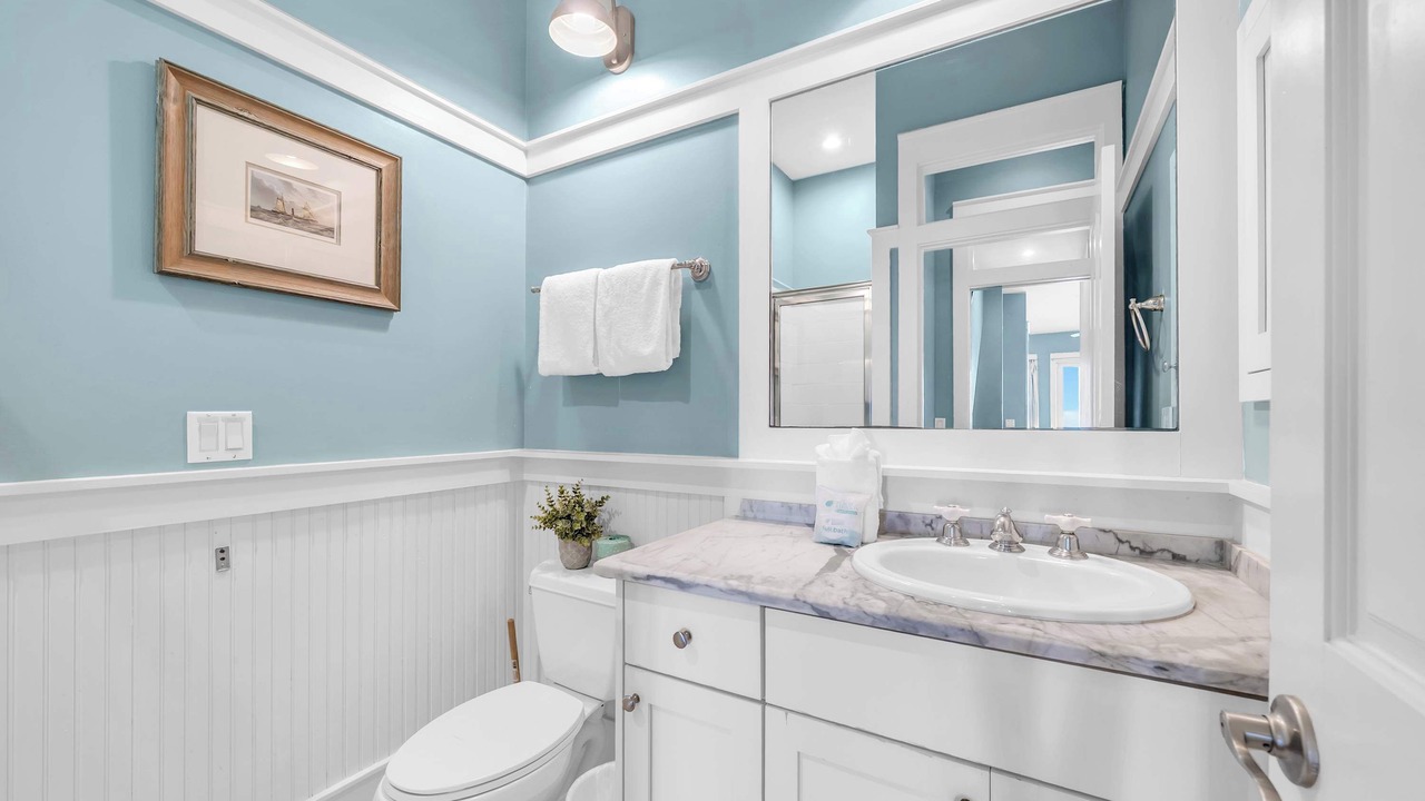 Photo of Bathroom in Delos