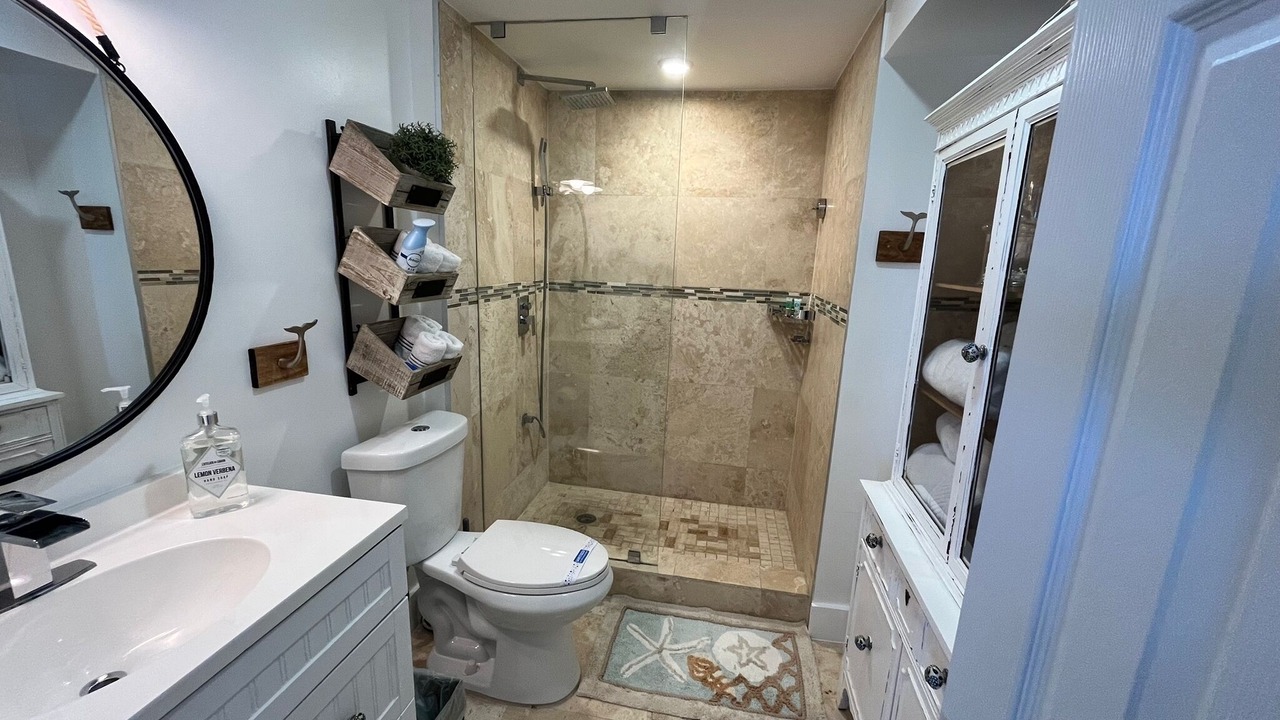 Photo of Bathroom in Key Largo