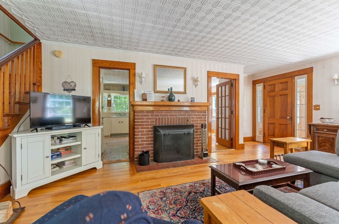 Photo of Livingroom in Bryant Pond