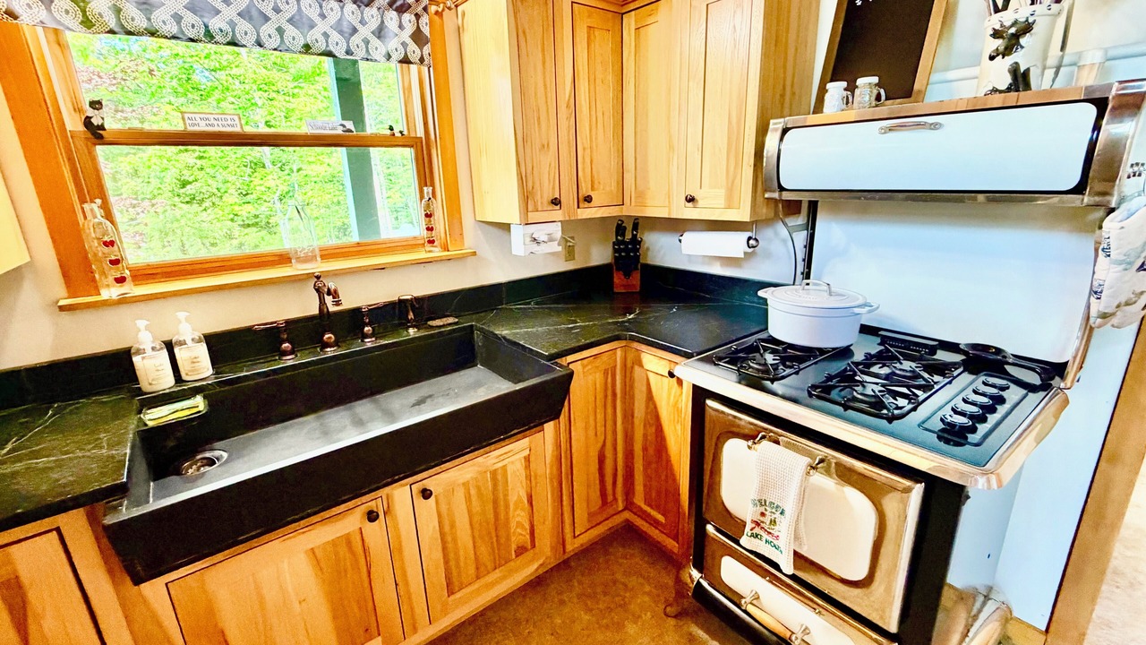 Photo of Kitchen in Lake View