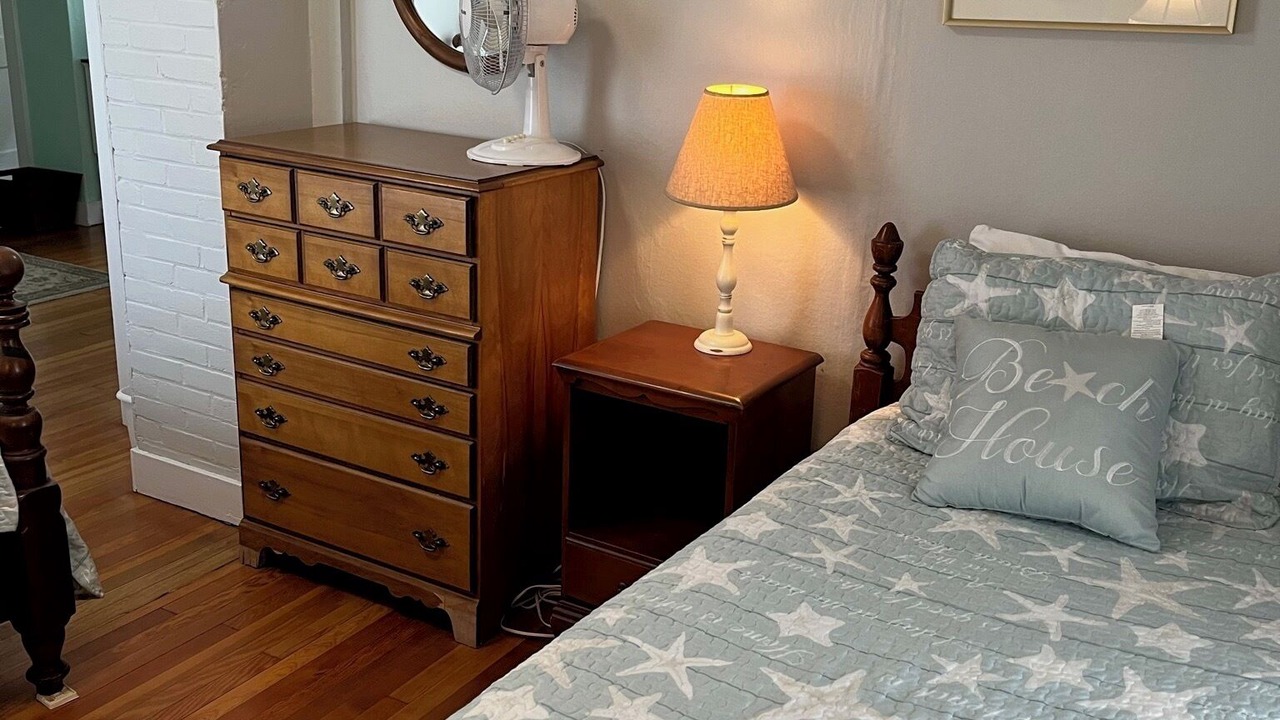 Photo of Bedroom in York Beach