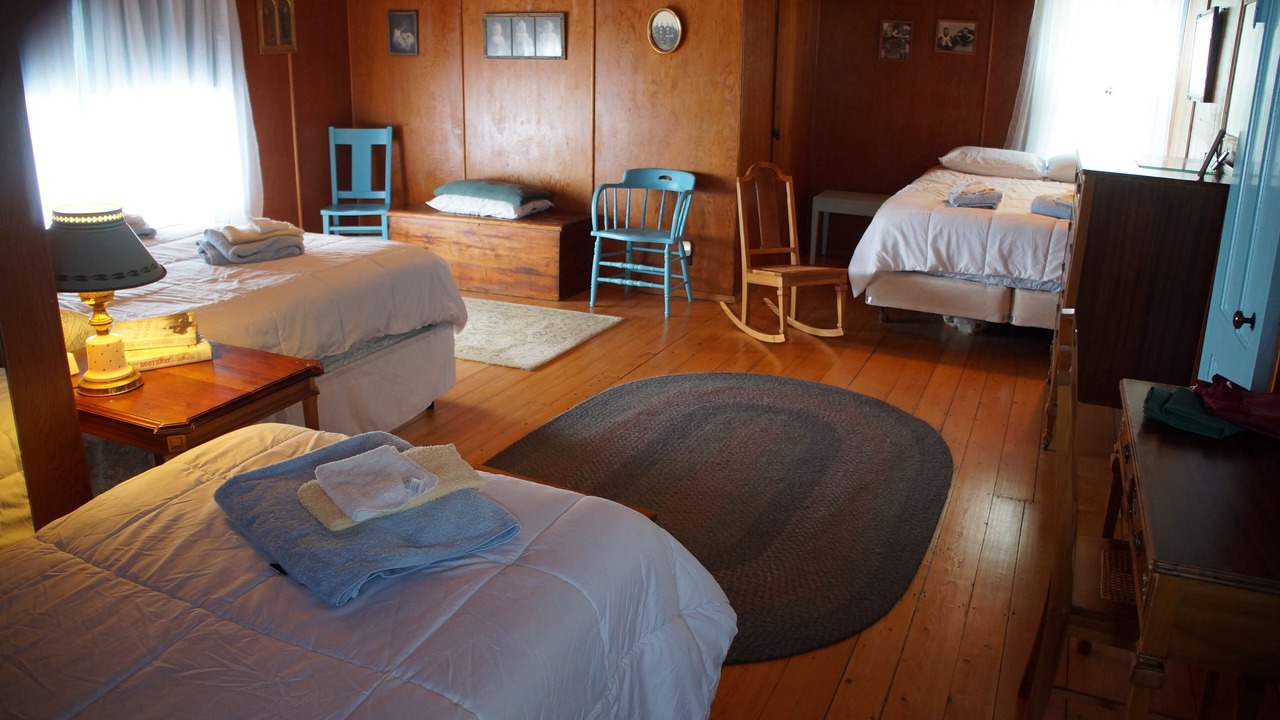 Photo of Bedroom in Bayville