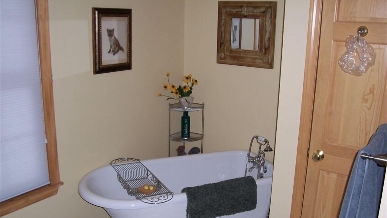 Photo of Bathroom in Waldoboro