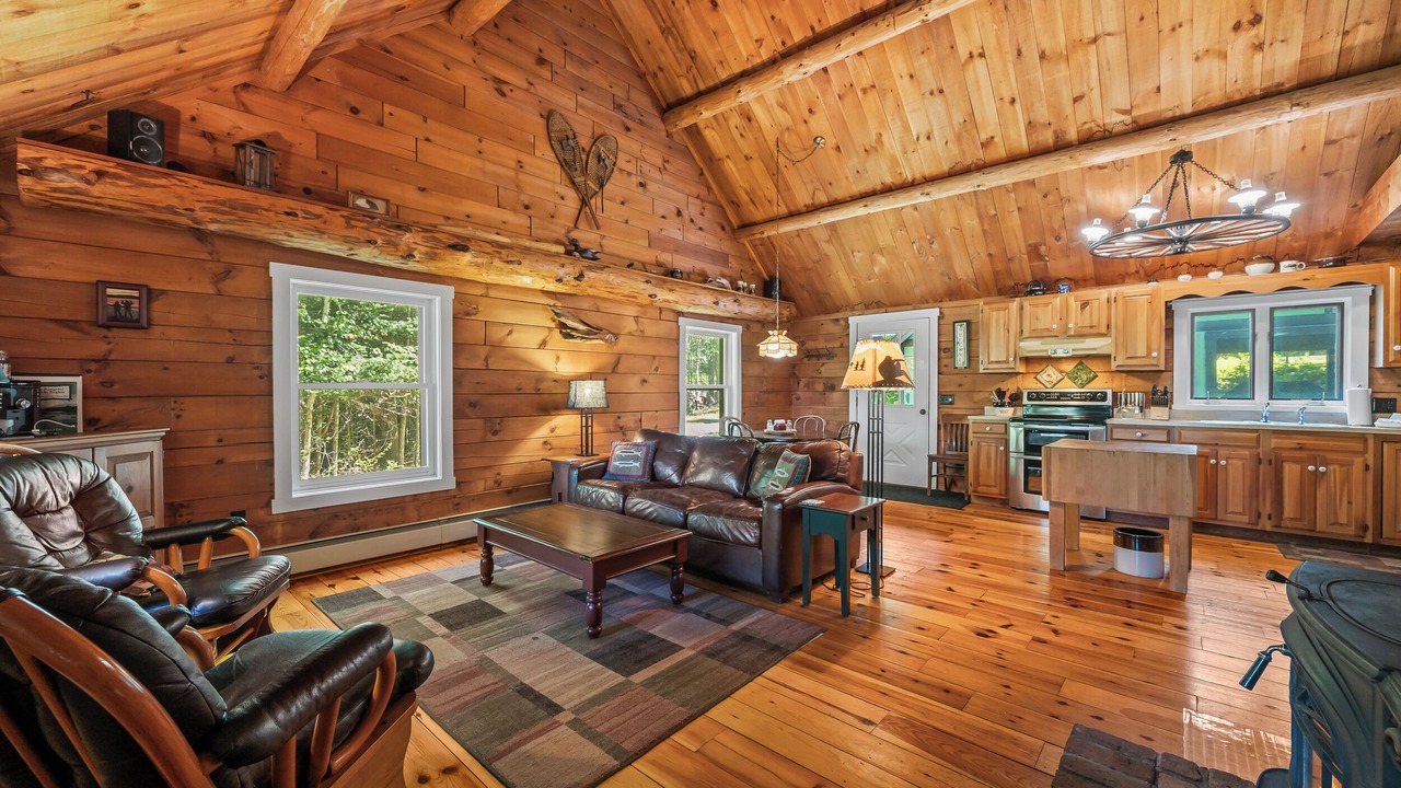 Photo of Livingroom in Rangeley