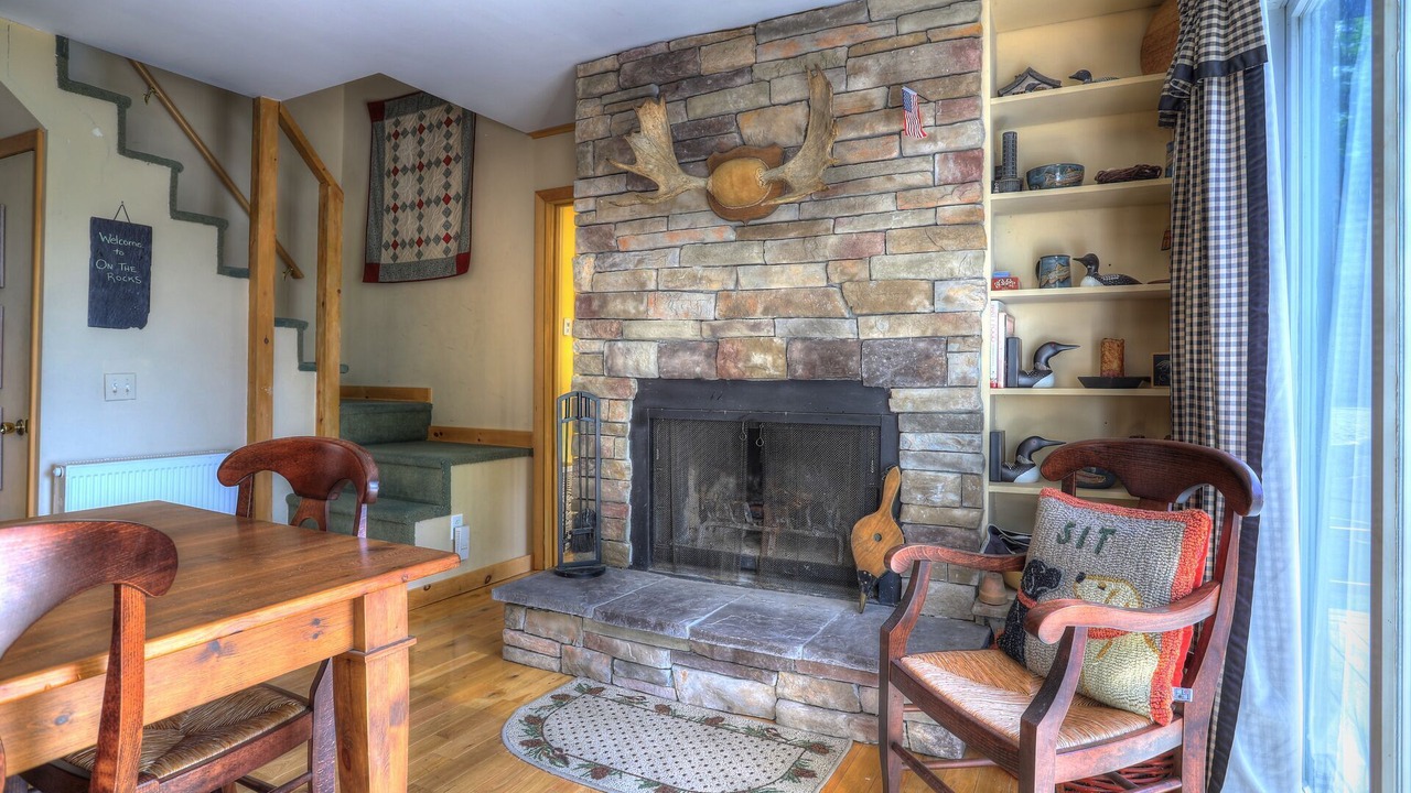 Photo of Livingroom in Rangeley Plantation