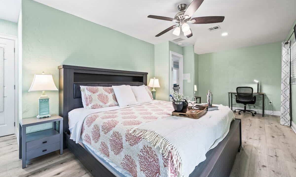 Photo of Bedroom in Indian Rocks Beach