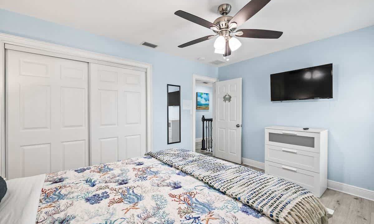 Photo of Bedroom in Indian Rocks Beach