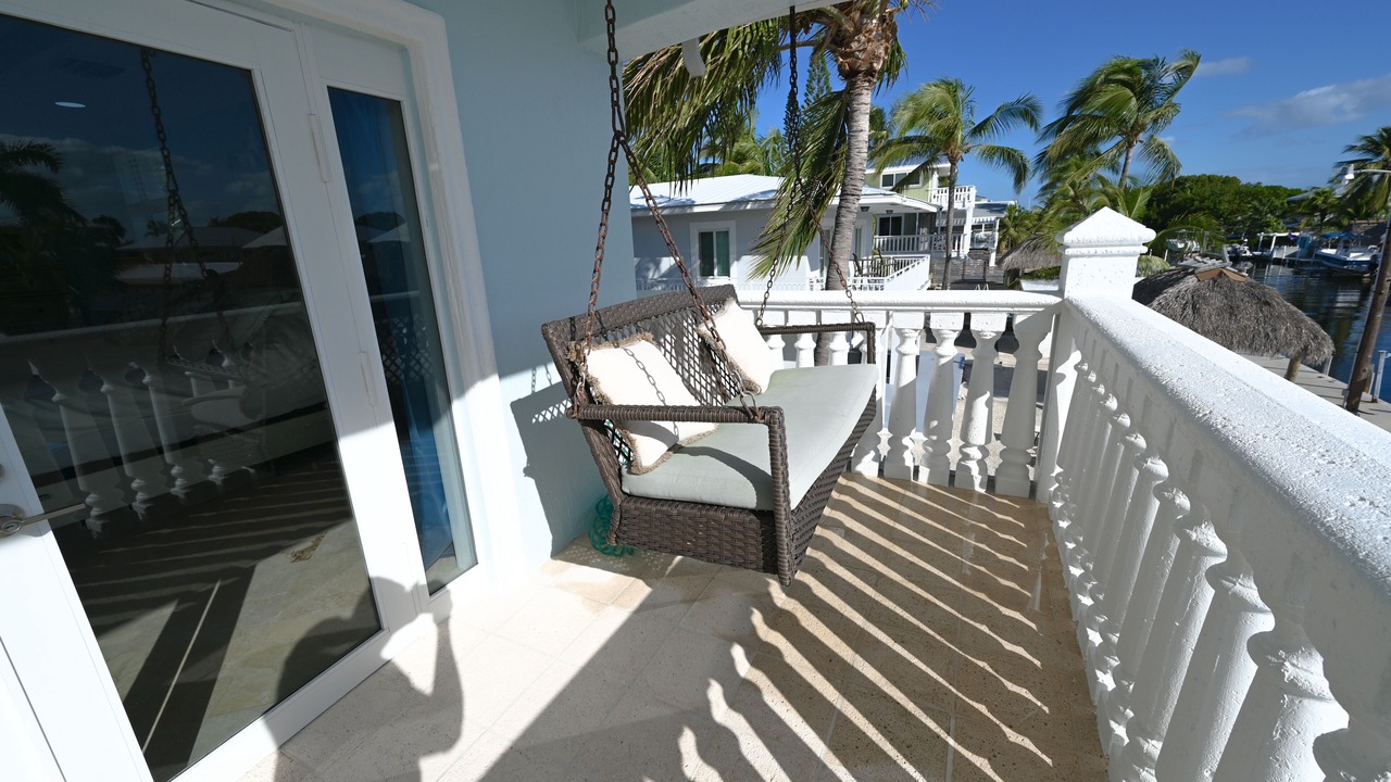 Photo of Patio Balcony in Twin Lakes
